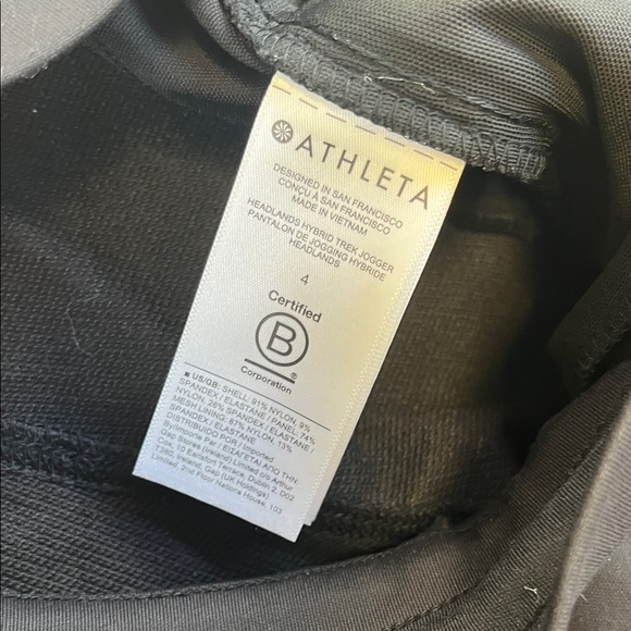 Athleta Headlands Hybrid Trek Jogger Size 4 Black Zip Pocket - Picture 5 of 8